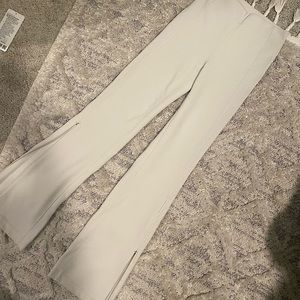 **BRAND NEW** never worn super soft lululemon half zip bell leggings
